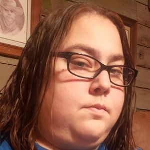 Meet your Posher, Candace